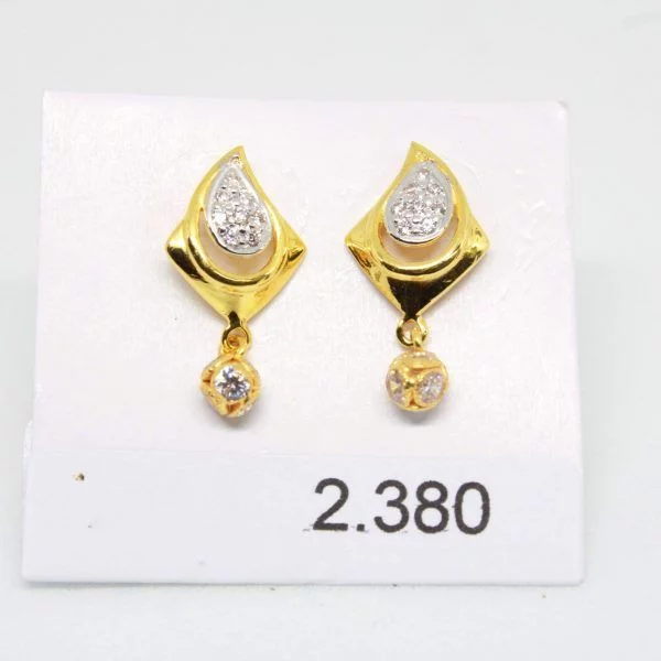 Diamond Buti 2.380 g 18kt