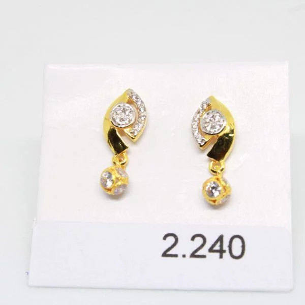 Diamond Buti 2.240 g 18kt