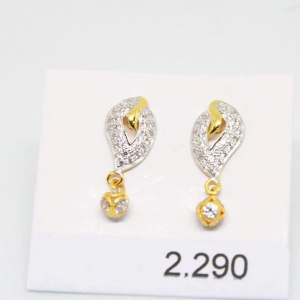 Diamond Buti 2.290 g 18kt