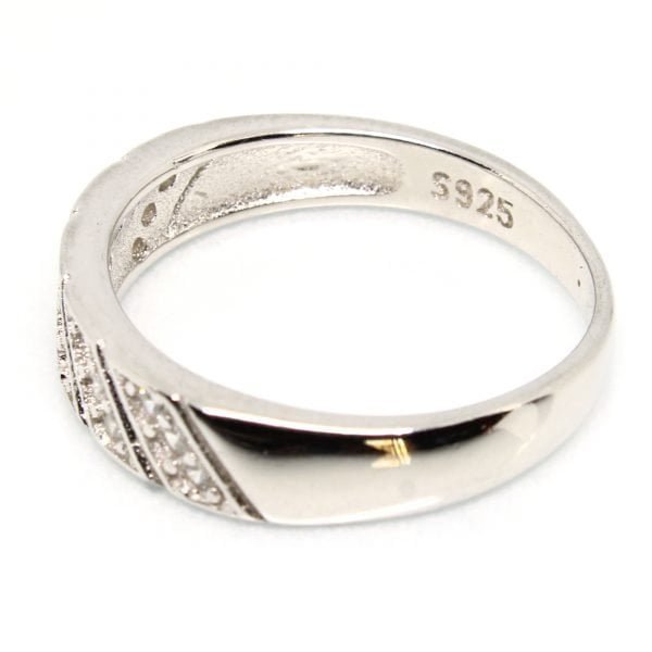 925 Sterling Silver Ring 2.610 g