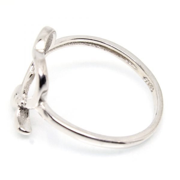 925 Sterling Silver Ring 1.160 g