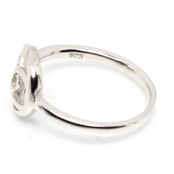 925 Sterling Silver Ring 1.740 g