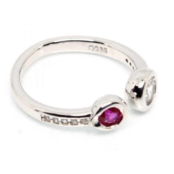 925 Sterling Silver Ring 2.240 g