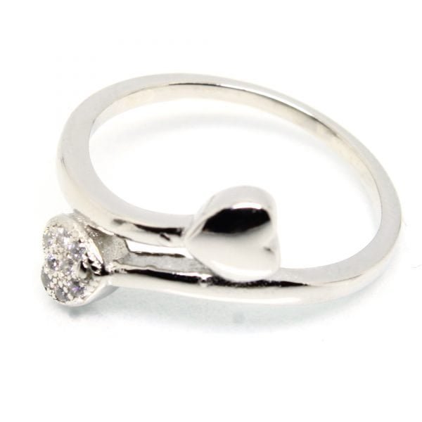 925 Sterling Silver Ring 1.890 g