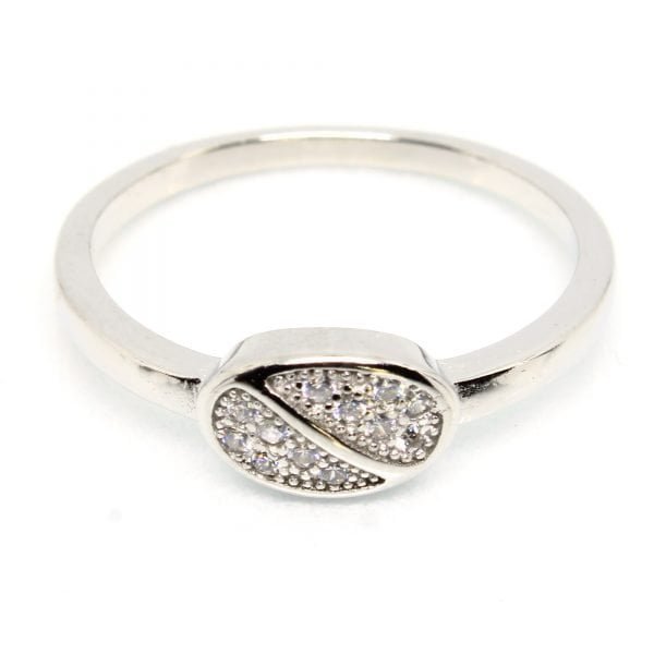 925 Sterling Silver Ring 1.810 g